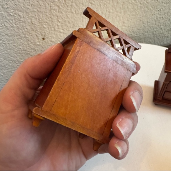 Vintage dollhouse Miniature furniture lattice design side tables night stands - Picture 5 of 5